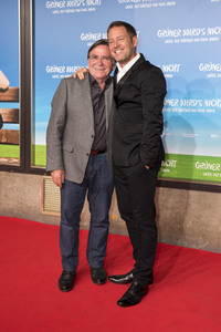 Filmpremiere 'Grüner wird's nicht, sagte der Gärtner und flog davon' in München