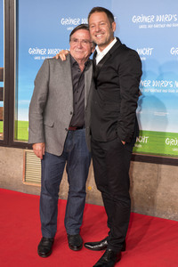 Filmpremiere 'Grüner wird's nicht, sagte der Gärtner und flog davon' in München