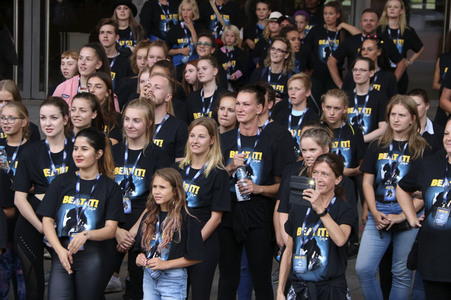 Weltrekordversuch 'Die größte Michael Jackson-Choreografie-Tanzstunde' in Berlin