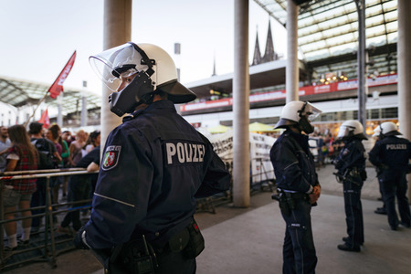 Symbolfoto Polizei-Überstunden