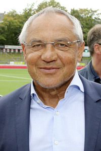 Benefiz-Fußballspiel 'Kicken mit Herz' 2018 in Hamburg