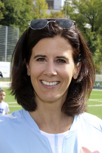 Benefiz-Fußballspiel 'Kicken mit Herz' 2018 in Hamburg
