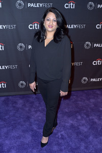 Serienscreening 'I Feel Bad' in Beverly Hills