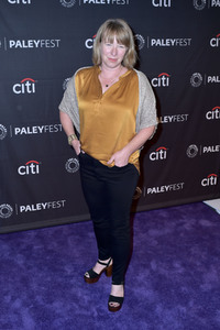 Serienscreening 'I Feel Bad' in Beverly Hills