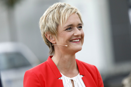 TV-Sendung 'WDR Arena - Ein Jahr Regierung Laschet' in Köln