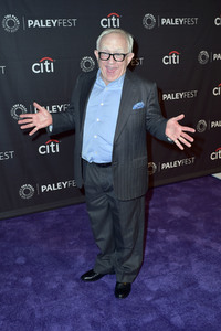 Serienscreening 'The Cool Kids' in Beverly Hills