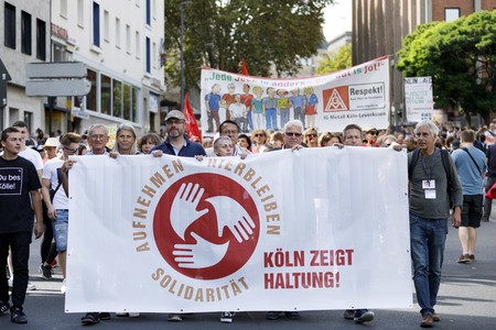 Demo 'Köln zeigt Haltung' in Köln