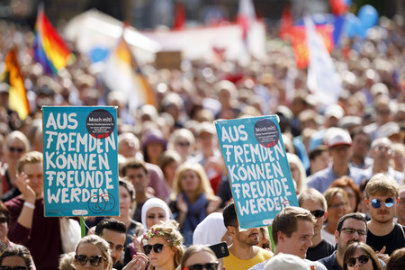 Demo 'Köln zeigt Haltung' in Köln