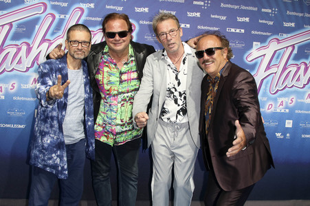 Premiere 'Flashdance - Das Musical' in Hamburg