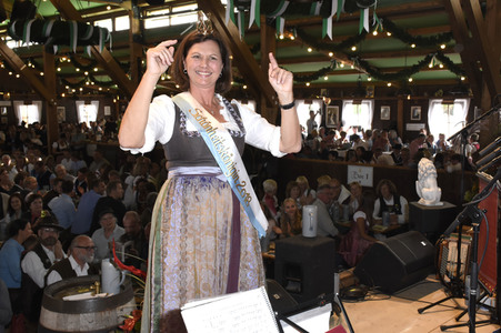 Im Volkssängerzelt bei der Eröffnung vom Oktoberfest 2018 in München