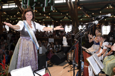 Im Volkssängerzelt bei der Eröffnung vom Oktoberfest 2018 in München