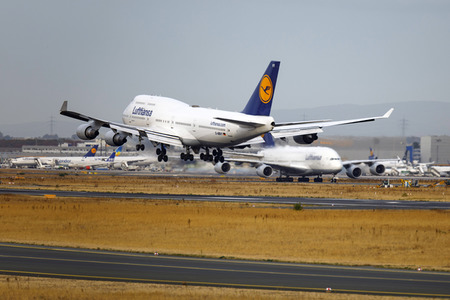 Symbolfoto Flughafen