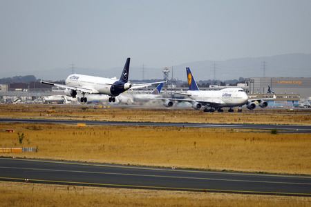 Symbolfoto Flughafen