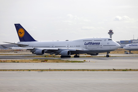 Symbolfoto Flughafen