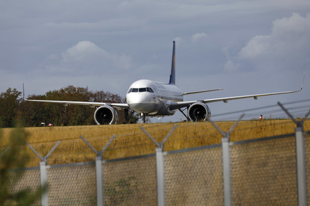 Symbolfoto Flughafen