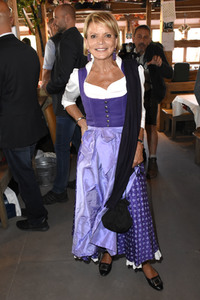 In Käfers Wiesn-Schänke beim Oktoberfest 2018 in München