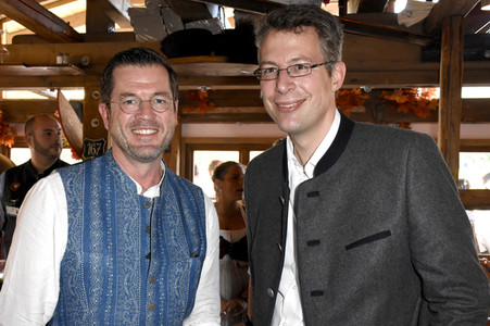 In Käfers Wiesn-Schänke beim Oktoberfest 2018 in München