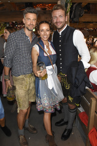 In Käfers Wiesn-Schänke beim Oktoberfest 2018 in München