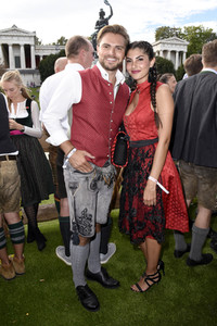 In Käfers Wiesn-Schänke beim Oktoberfest 2018 in München