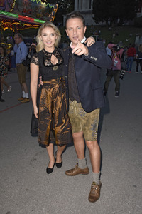 Almauftrieb in Käfers Wiesn-Schänke auf dem Oktoberfest 2018 in München