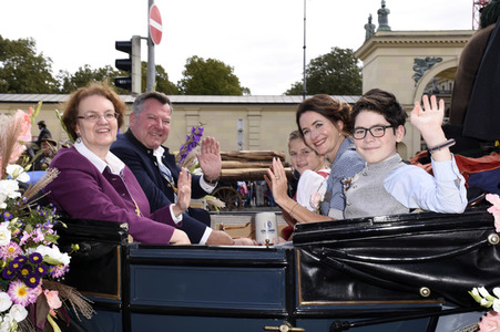 Oktoberfest Trachten- und Schützenzug 2018 in München