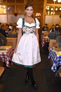 Ingolstadt Village Wiesntreff im Schützen Festzelt beim Oktoberfest 2018 in München
