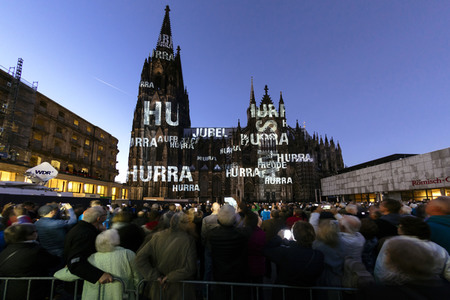 Lichtspektakel 'Dona Nobis Pacem' in Köln