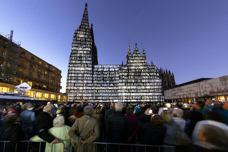 Lichtspektakel 'Dona Nobis Pacem' in Köln