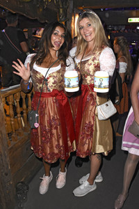 In Käfers Wiesn-Schänke auf dem Oktoberfest 2018 in München