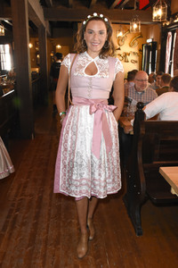 3. Wiesn Charity Lunch im Festzelt Zur Bratwurst beim Oktoberfest 2018 in München