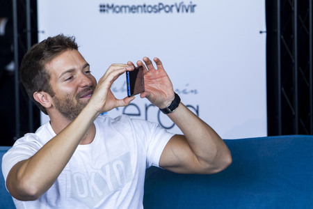 Pablo Alborán präsentiert 'Momentos por vivir' im Madrid