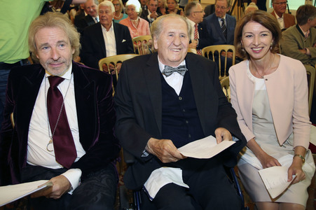 Verleihung des Großen Ehrenzeichens an Karl Spiehs in Wien