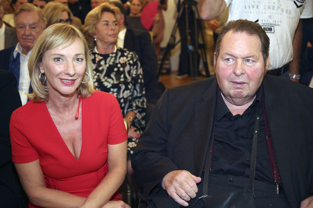 Verleihung des Großen Ehrenzeichens an Karl Spiehs in Wien