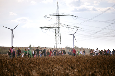 Großdemo 'Wald retten - Kohle stoppen' am Hambacher Wald