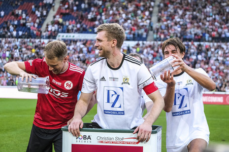 Abschiedsspiel 'Mertes Homecoming' in Hannover