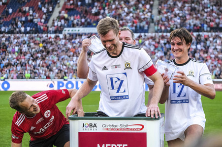 Abschiedsspiel 'Mertes Homecoming' in Hannover