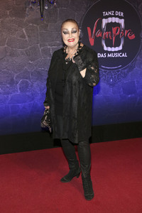Musicalpremiere 'Tanz der Vampire' in Berlin