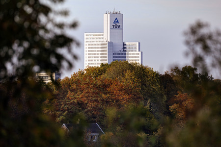 Symbolbild TÜV Rheinland