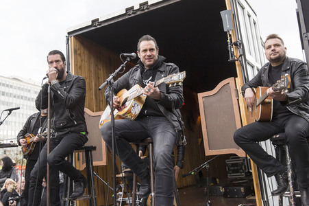 Straßenkonzert von The BossHoss in Berlin