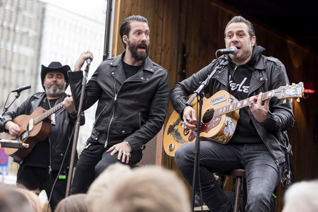 Straßenkonzert von The BossHoss in Berlin