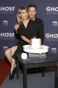 Musicalpremiere 'Ghost' in Hamburg
