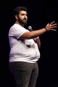 Auftritt von Faisal Kawusi in Köln