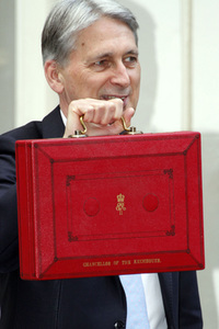Schatzkanzler Philip Hammond in London