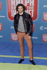 Filmpremiere 'Ralph reichts 2: Webcrasher - Chaos im Netz' in Los Angeles