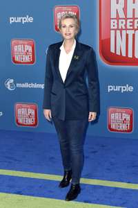 Filmpremiere 'Ralph reichts 2: Webcrasher - Chaos im Netz' in Los Angeles