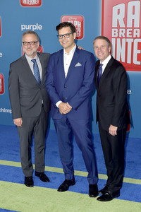 Filmpremiere 'Ralph reichts 2: Webcrasher - Chaos im Netz' in Los Angeles
