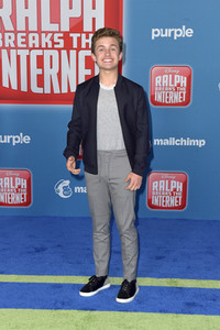 Filmpremiere 'Ralph reichts 2: Webcrasher - Chaos im Netz' in Los Angeles