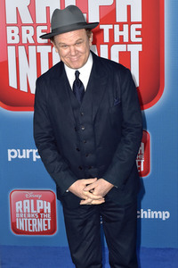 Filmpremiere 'Ralph reichts 2: Webcrasher - Chaos im Netz' in Los Angeles