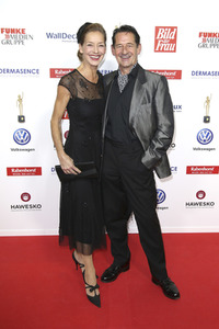 Goldene Bild der Frau 2018 in Hamburg