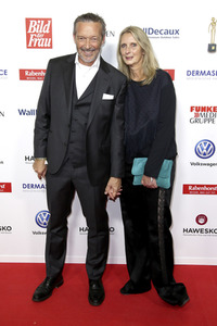 Goldene Bild der Frau 2018 in Hamburg